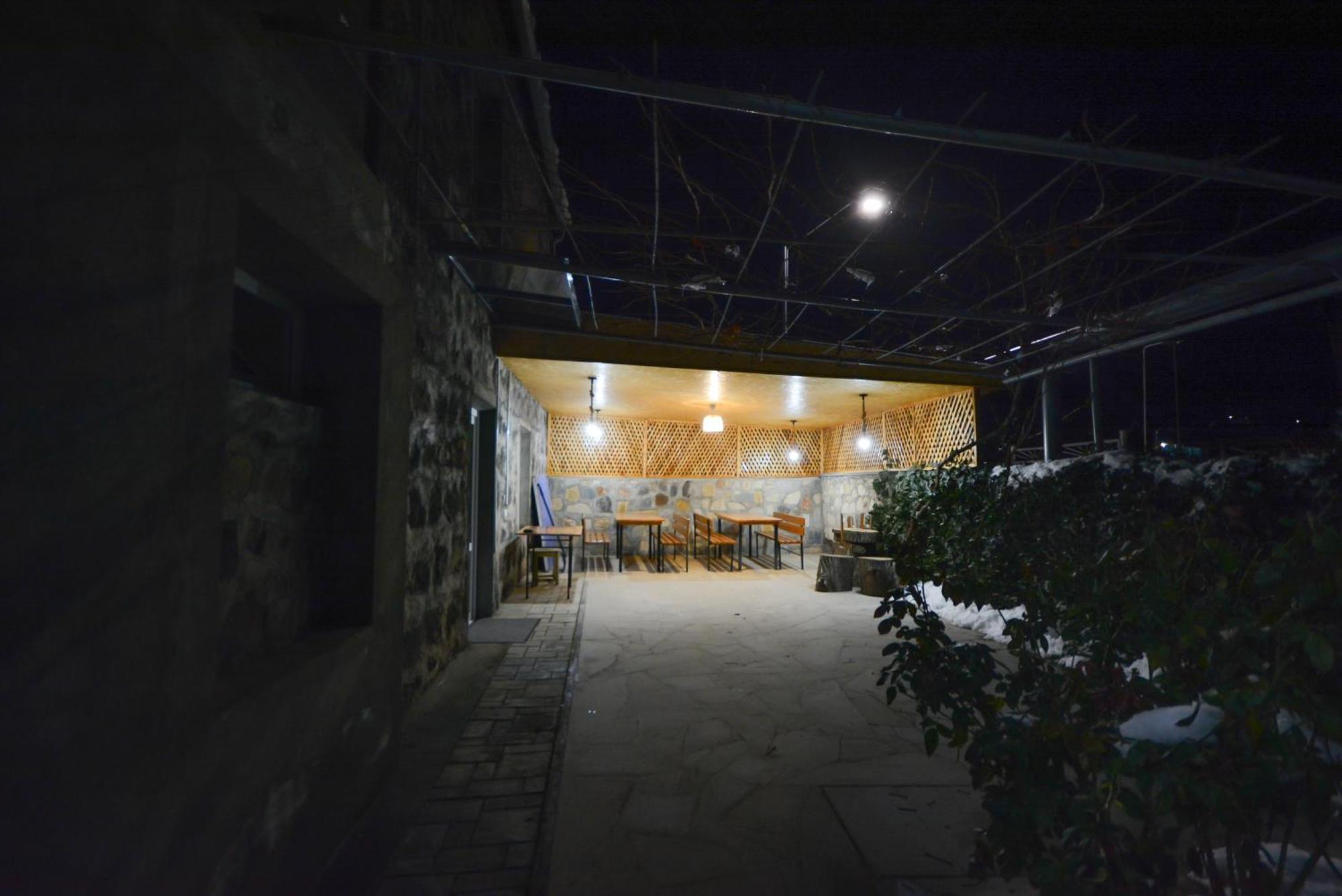 Eleven - 11 Hotel Yeghegnadzor Exterior photo